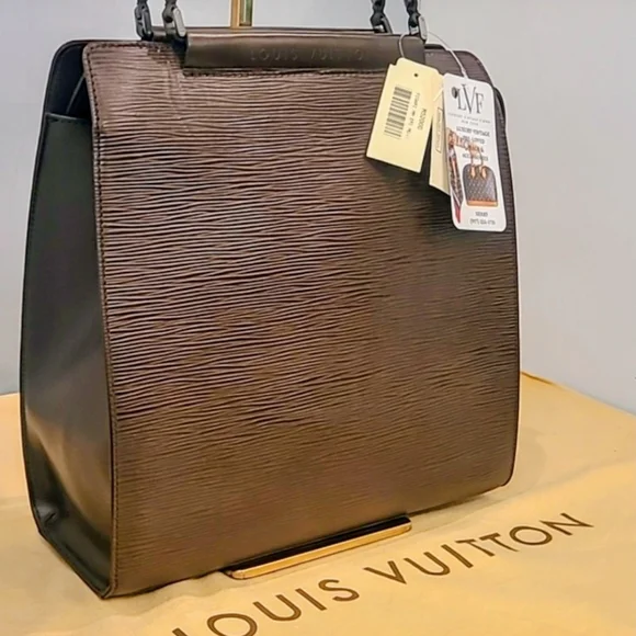 Louis Vuitton Vintage 2001 Figari MM EPI Bag       Moca/ Silver Hardware - Picture 3 of 8